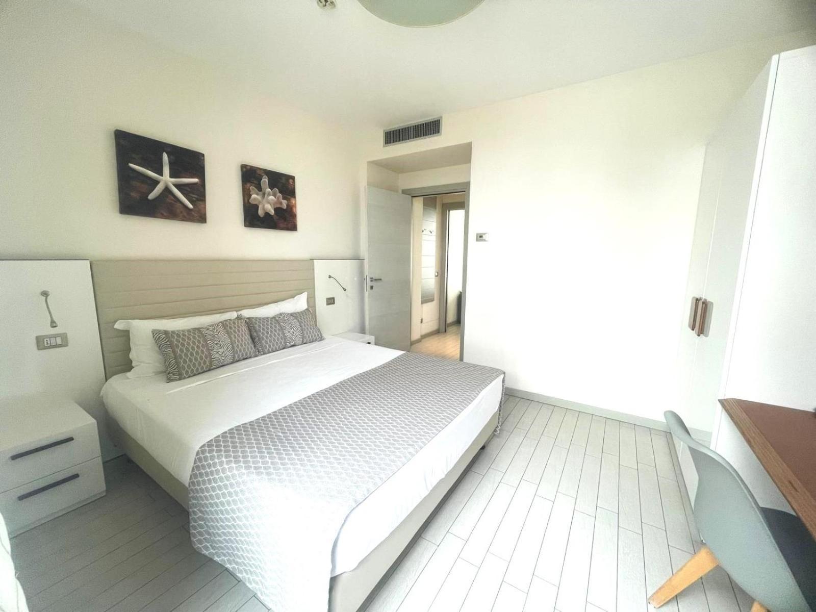 Hotel & Residence Cavalluccio Marino Rimini Luaran gambar
