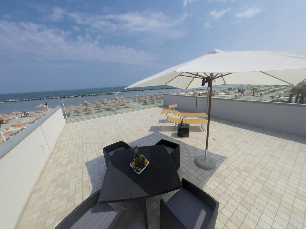 Hotel & Residence Cavalluccio Marino Rimini Luaran gambar