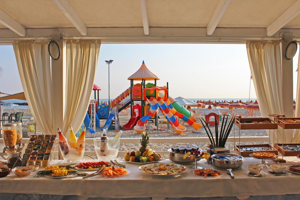 Hotel & Residence Cavalluccio Marino Rimini Luaran gambar