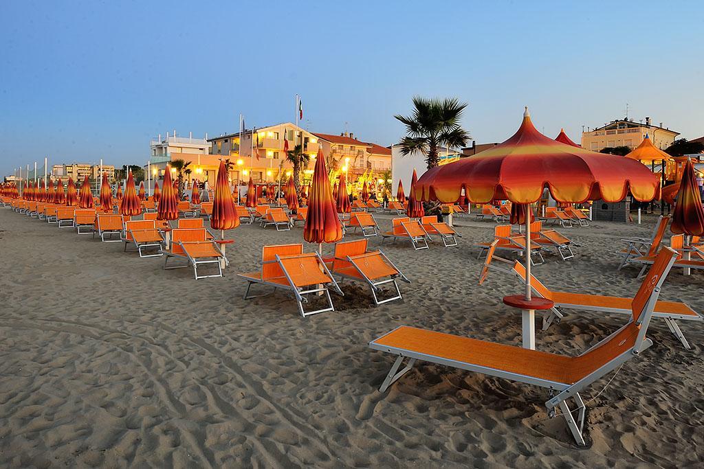 Hotel & Residence Cavalluccio Marino Rimini Luaran gambar